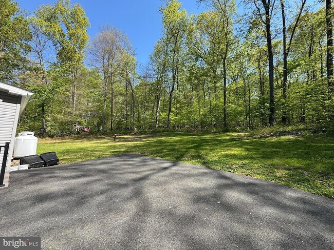 Building Photo - 57 Woodside Dr