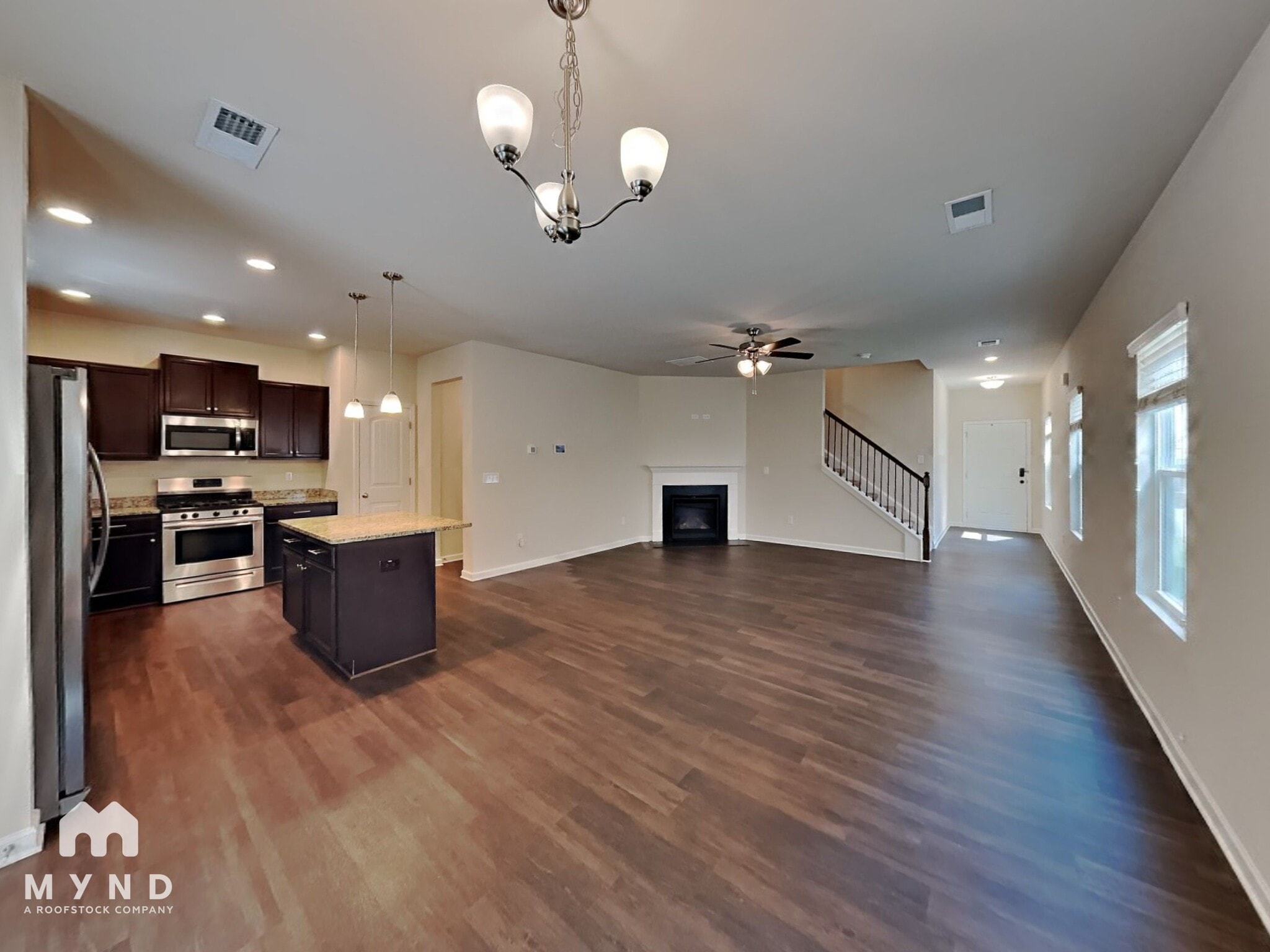 Building Photo - 5057 Rapahoe Trail
