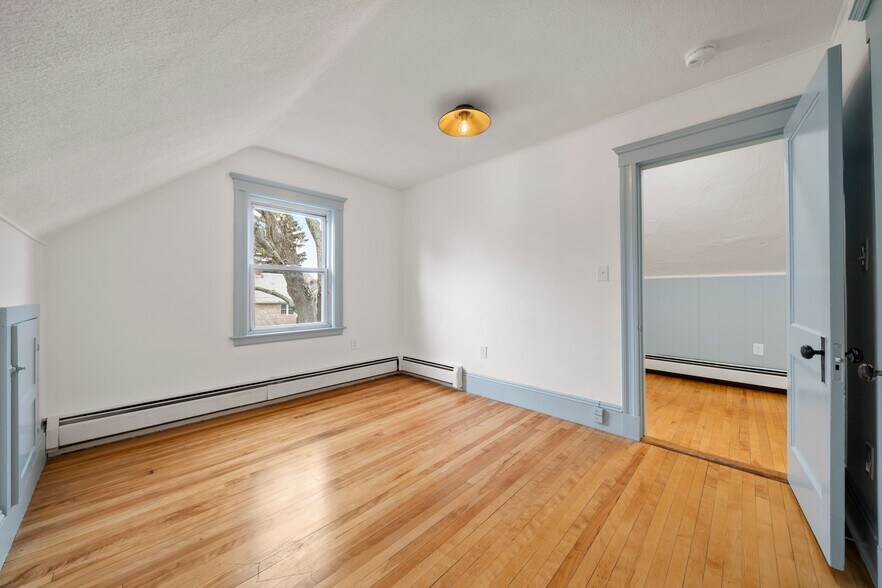 Building Photo - 69 Endicott St