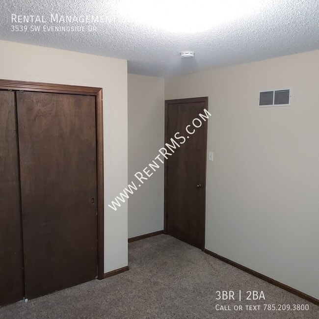 Building Photo - 3539 SW Eveningside Dr
