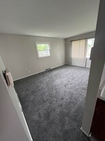 Building Photo - 6429 N 89th St