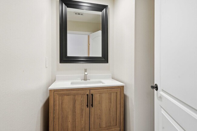 Building Photo - 22834 Banyan Pl