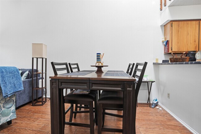 Building Photo - 2611 Grants Lake Blvd