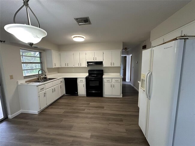 Building Photo - 103 Marlin St NW