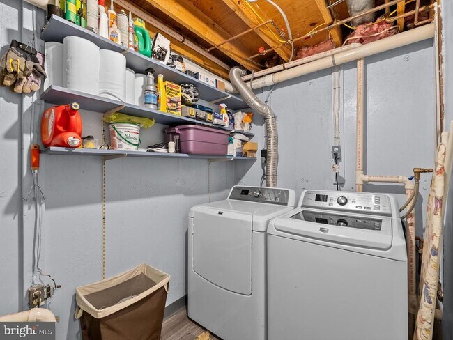Building Photo - 1636 Fieldthorn Dr