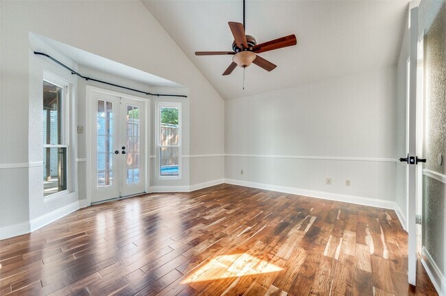 Building Photo - 4028 Rive Ln