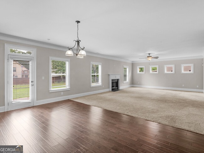 Building Photo - 185 Regency Pl