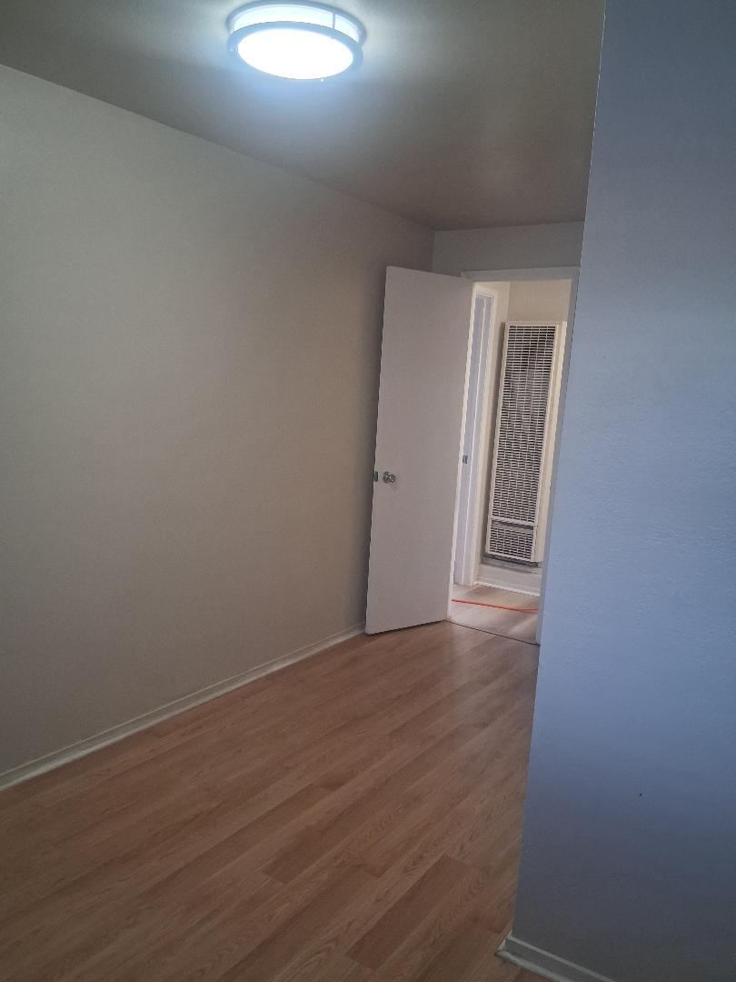 Building Photo - 1317 Chanticleer Ave