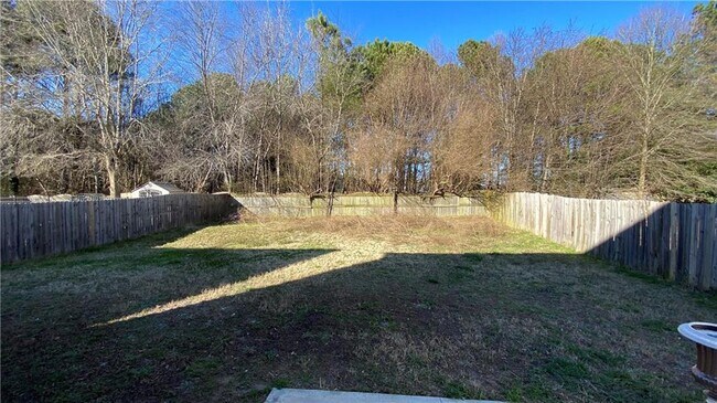 Building Photo - 986 Hawthorn Ln