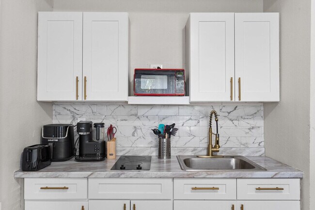 Building Photo - 4501 N 36th St