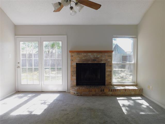 Building Photo - 404 Pace Dr