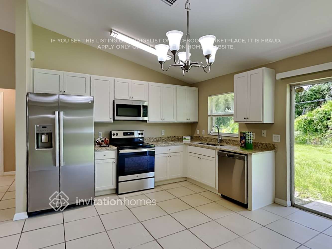 Building Photo - 4409 Palisades Ave