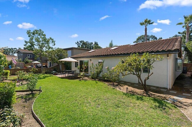 Building Photo - 339 Willowspring Dr N