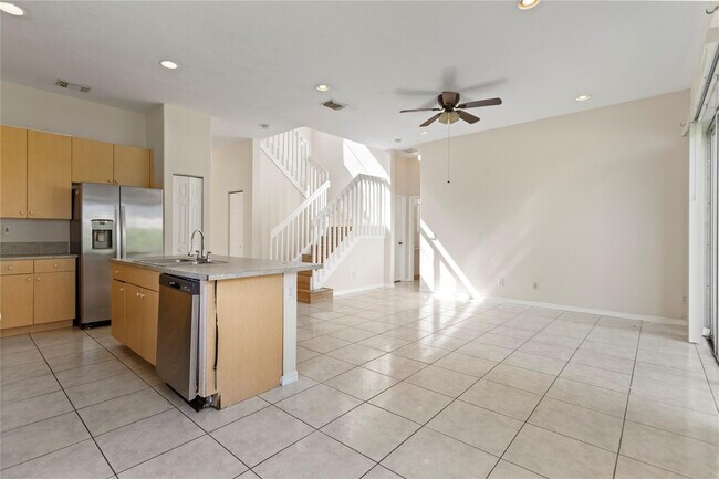 Building Photo - 2215 NW 76th Terrace
