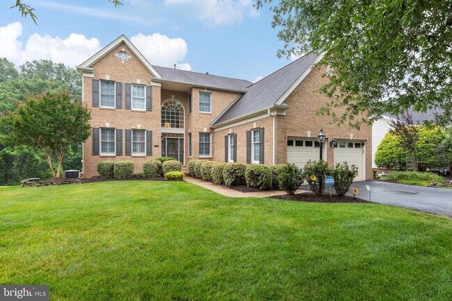 Primary Photo - 15292 Golf View Dr