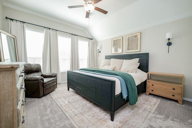 Building Photo - 15426 Hill Country Oaks Ln