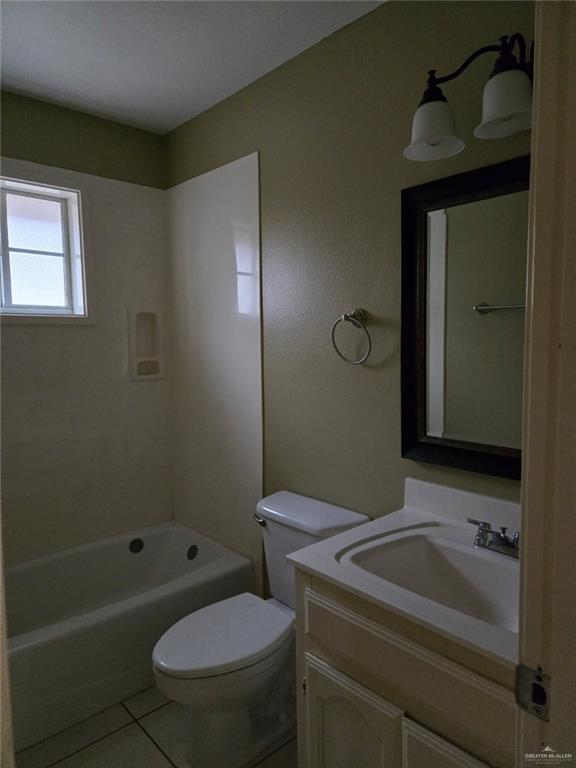 Building Photo - 16 Acme Ln