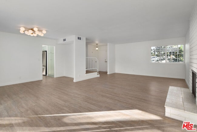 Building Photo - 24440 Martha St