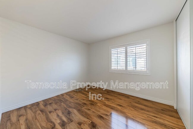 Building Photo - 30450 Summerside St