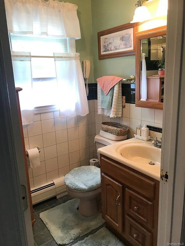 Building Photo - 137 Central Hwy