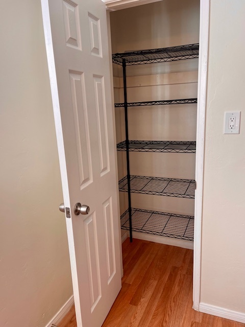 Spacious pantry - 4033 Van Dyke Ave