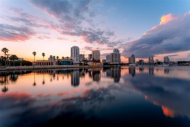 Building Photo - 6218 Palma Del Mar Blvd S