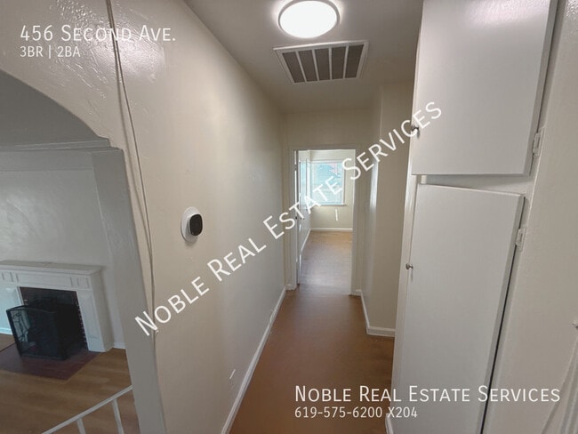 Building Photo - 456 Second Ave.-