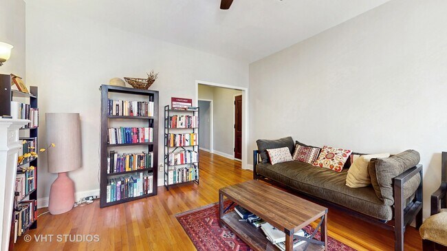 Building Photo - 5110 S Woodlawn Ave