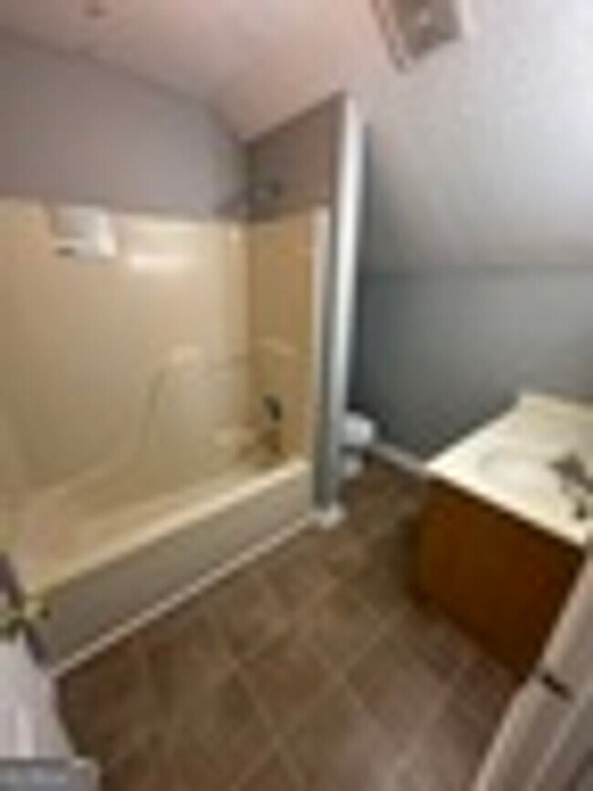 Building Photo - 101 Madison Ave