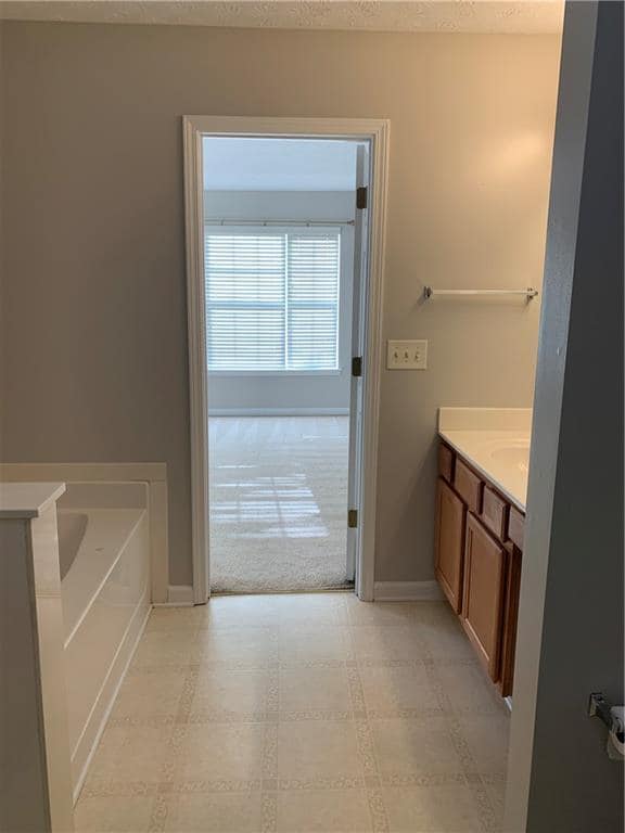 Building Photo - 2245 Dandridge Dr