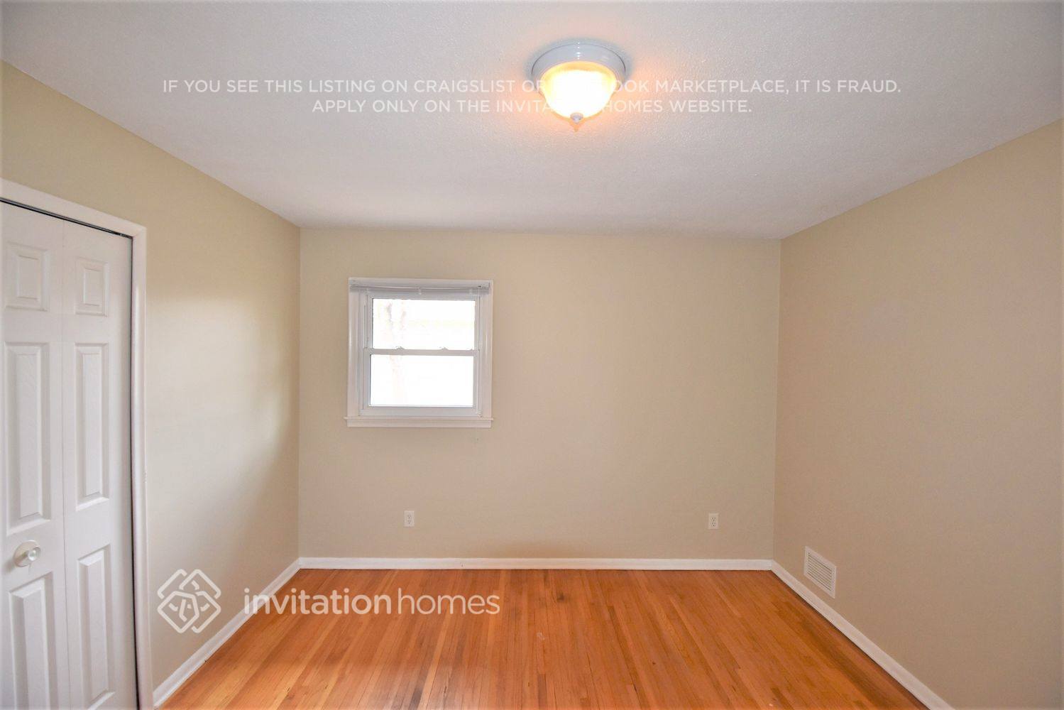 Building Photo - 7141 Newton Ave N