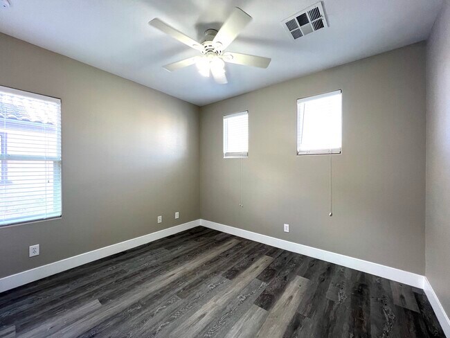 Building Photo - 12037 Contorno Vista Ct