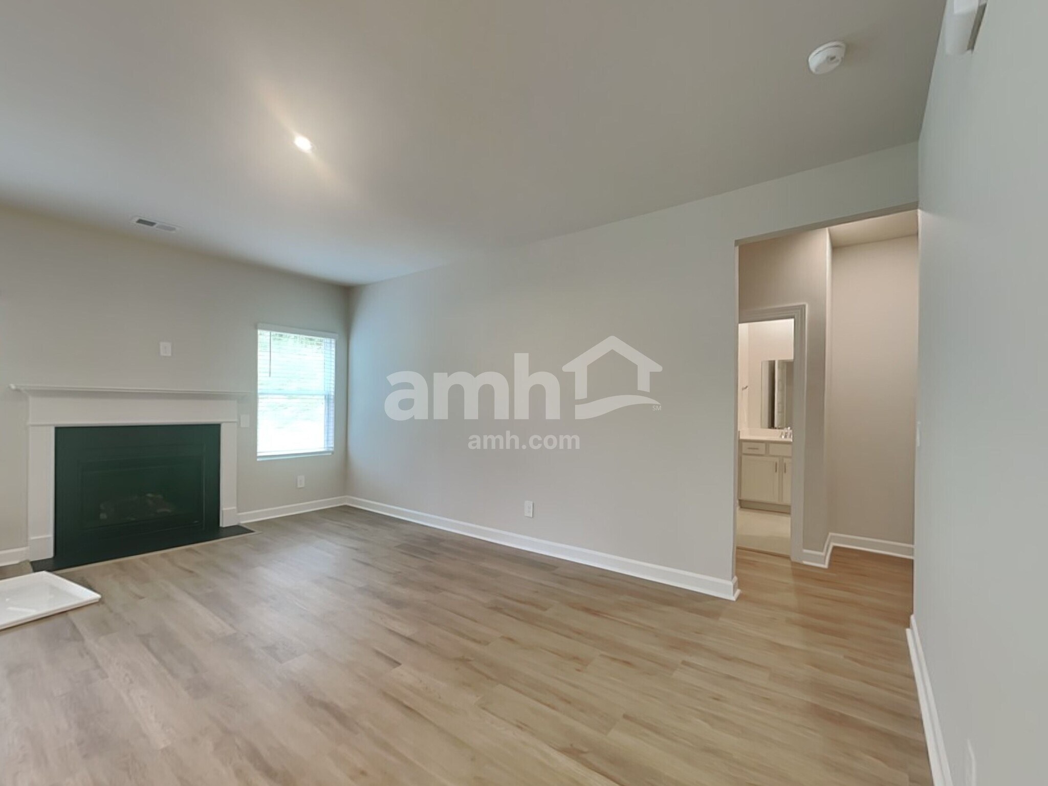 Building Photo - 202 Granby Trl