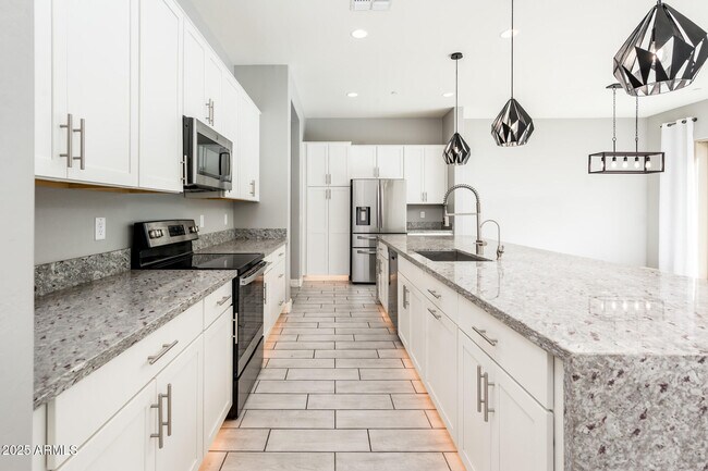 Building Photo - 25339 N 19th Ln