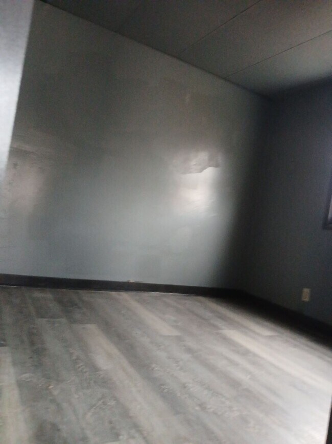 Building Photo - 3504 Blackstone Ave