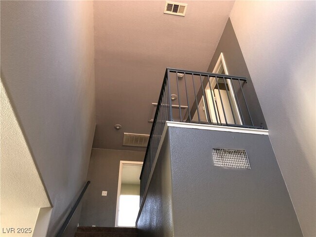 Building Photo - 8741 Emsdale Ct
