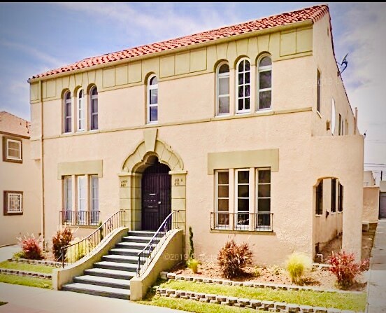 Building Photo - 451 N Sierra Bonita Ave