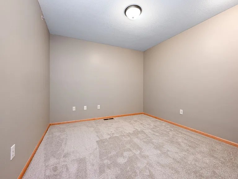 Building Photo - 770 Wisconsin Ave N