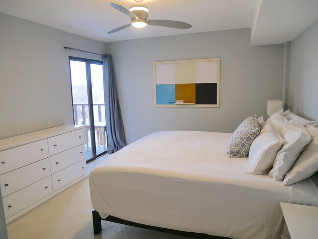 Master Walkout to Private Balcony - 400 S Lafayette St