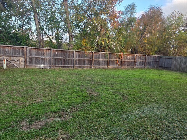 Building Photo - 19426 Old Barngate Ln