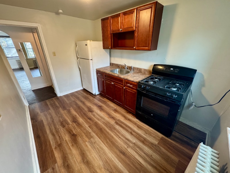 Building Photo - 69 Sayers Ave