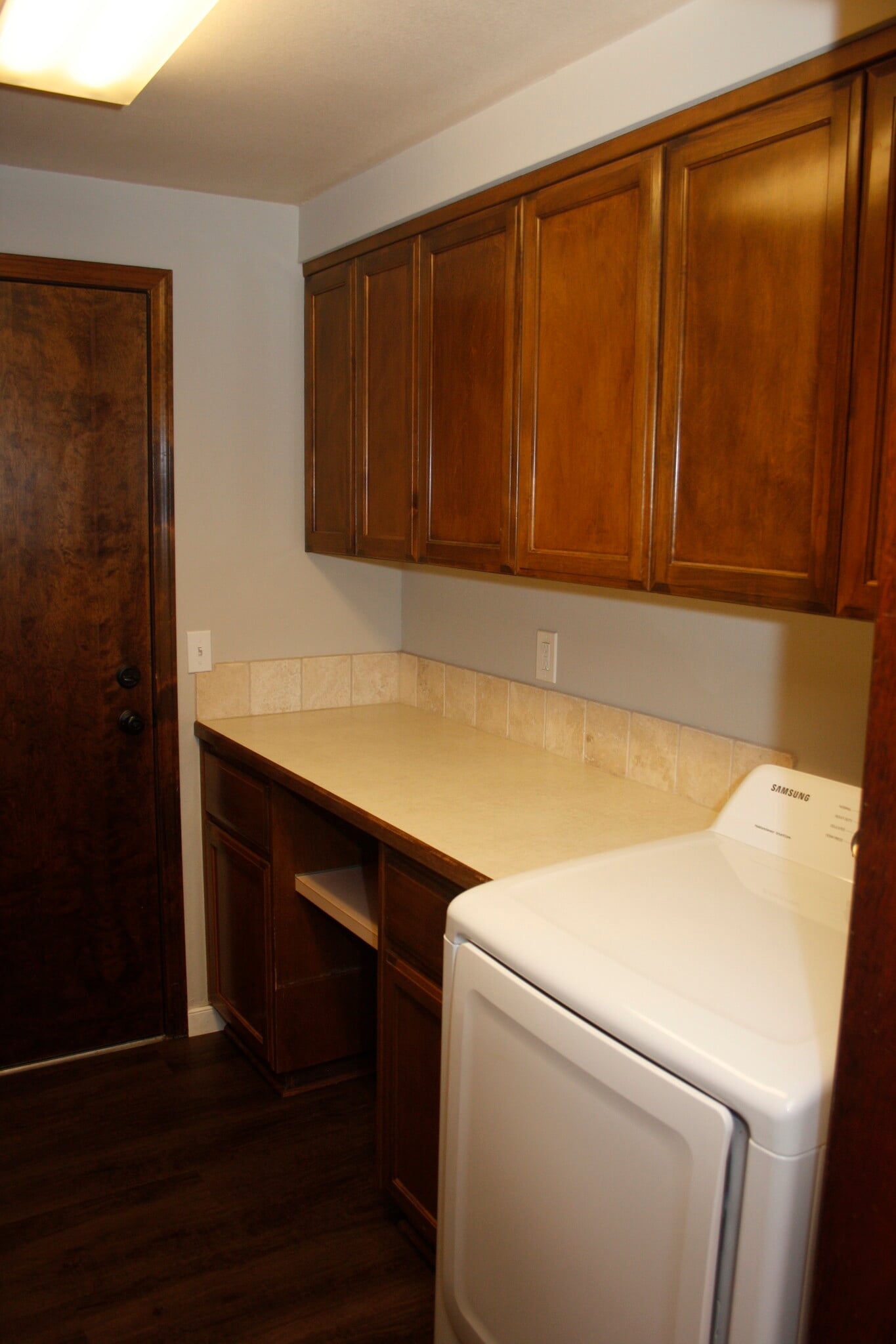 laundry room - 3993 S Law Ave