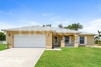 Building Photo - 2112 NE 14th Ave