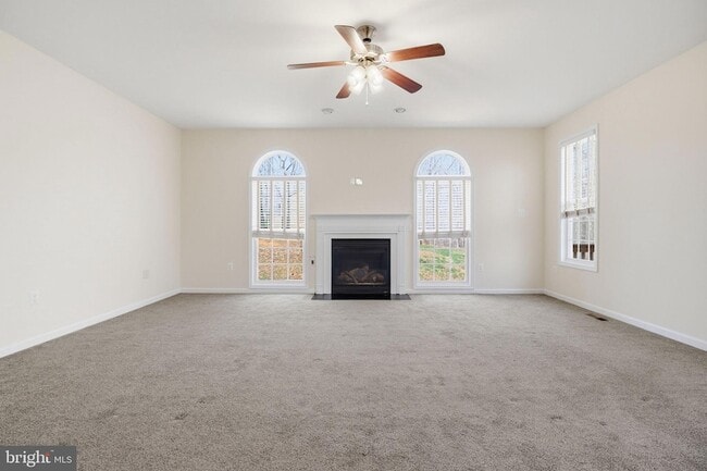 Building Photo - 950 Grouse Pointe Dr