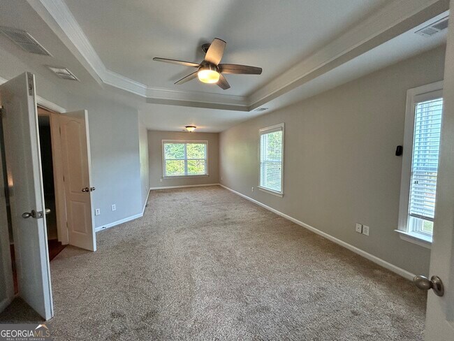 Building Photo - 3640 Dalwood Dr