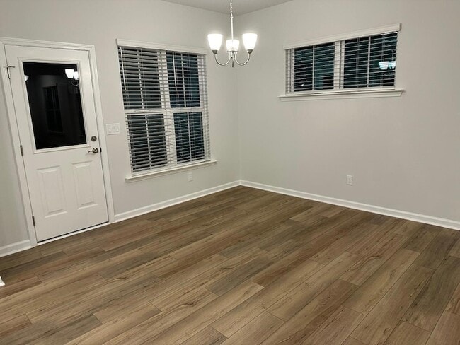 Building Photo - 1007 Blissful Waters St