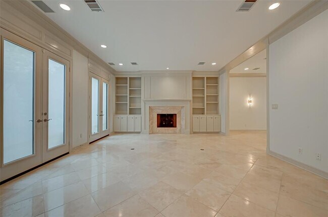 Building Photo - 109 Asbury St