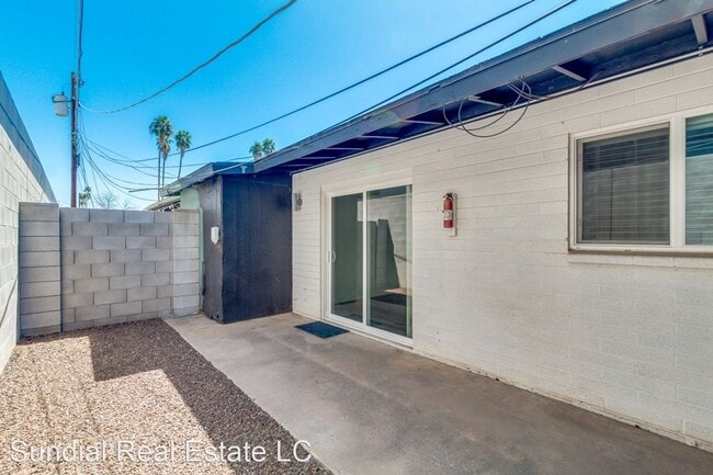 Building Photo - 3120-3130 N 39th St