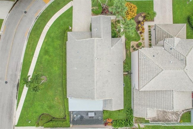 Building Photo - 7917 Travelers Tree Dr