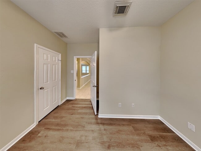 Building Photo - 10923 Tattershall Ln